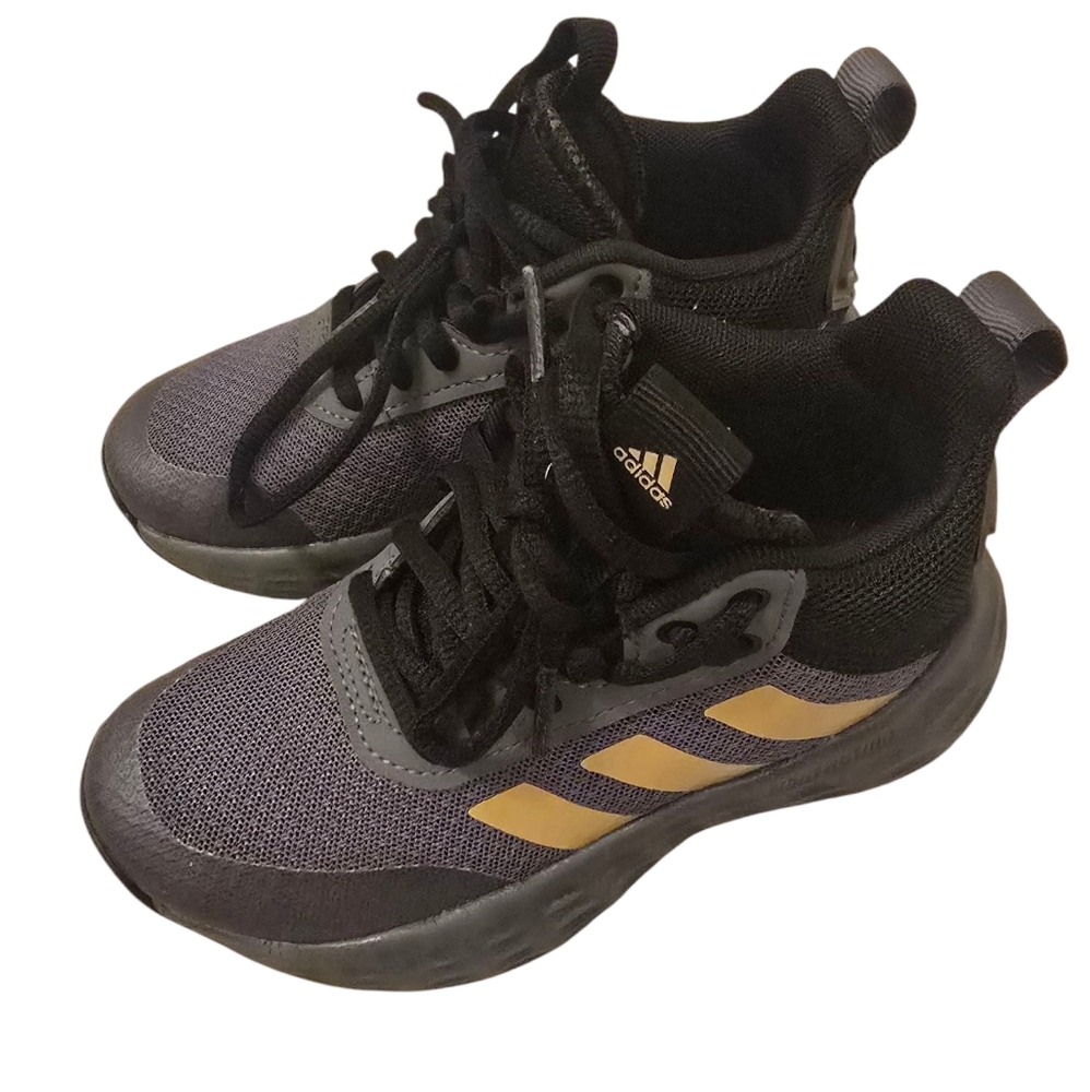 Adidas Kids Black and Yellow Sneakers